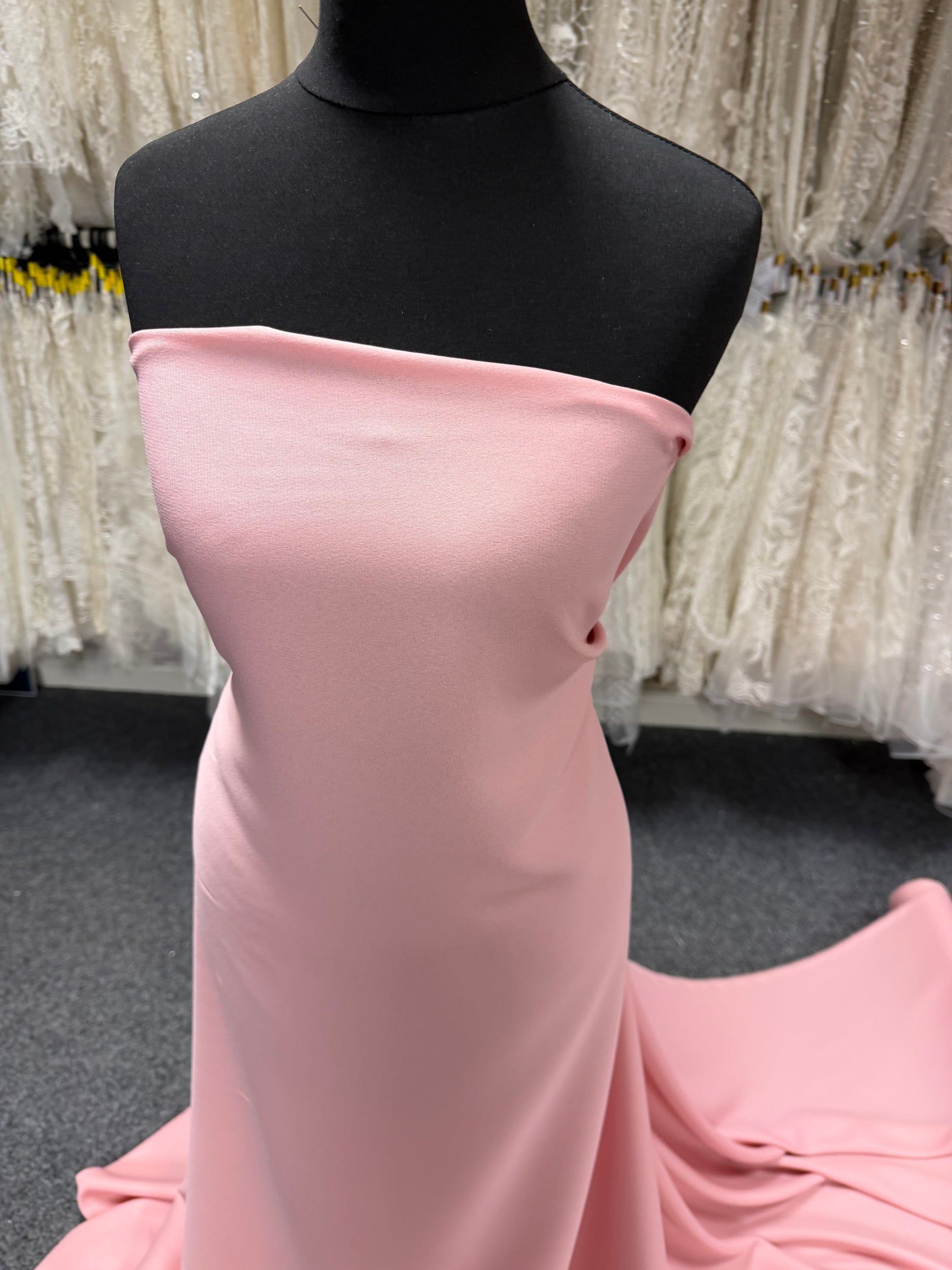 Crêpe polyester rose clair M/Wt - P59
