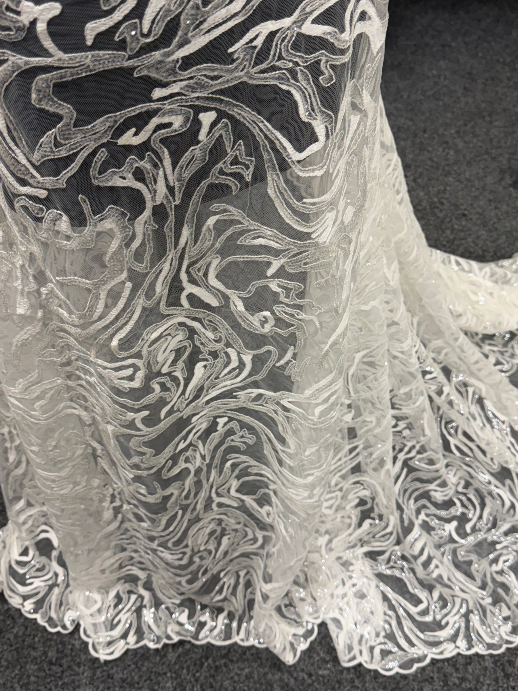 Dentelle à paillettes ivoire - EB3012
