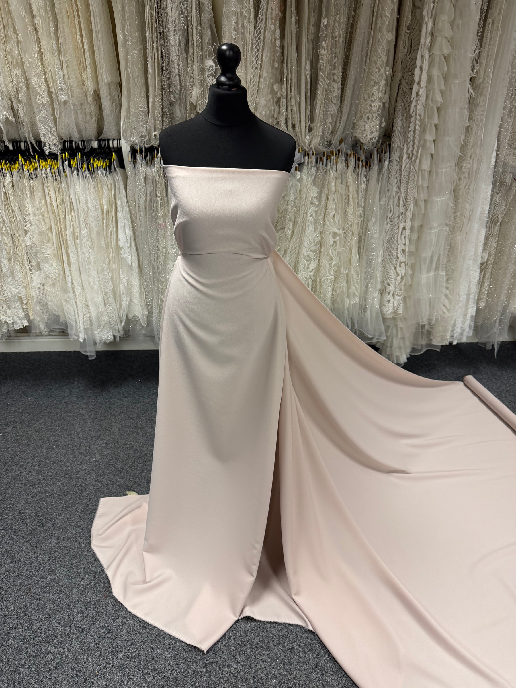 Crêpe polyester poids moyen vieux rose - P59