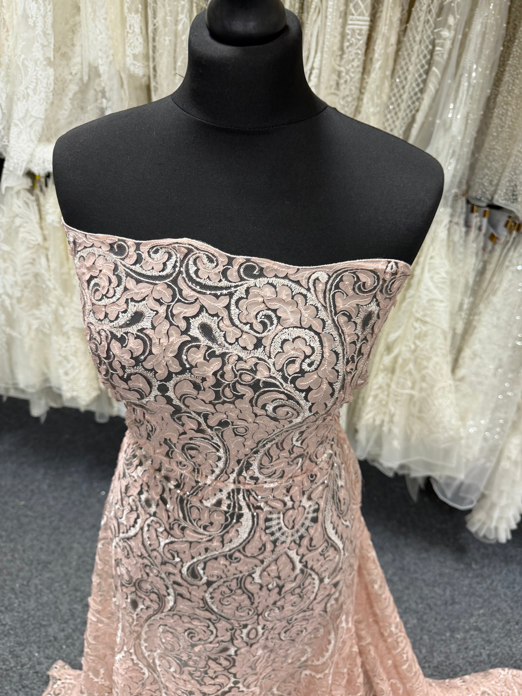 Tulle à sequins brodé rose poudré – EB3008