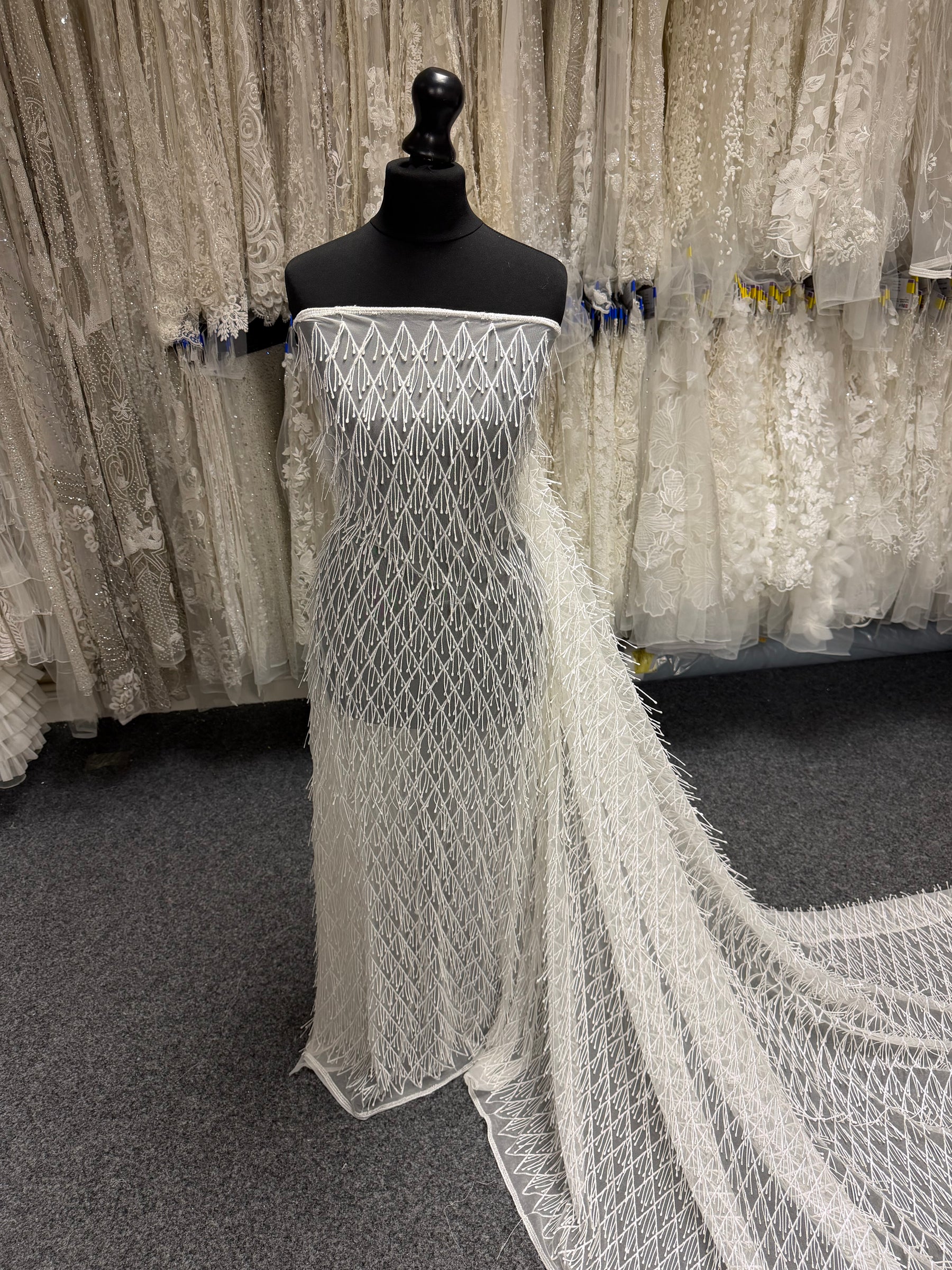 Dentelle 3D brodée ivoire - EB5029
