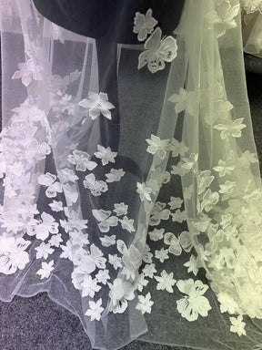 Dentelle brodée ivoire – EB5016