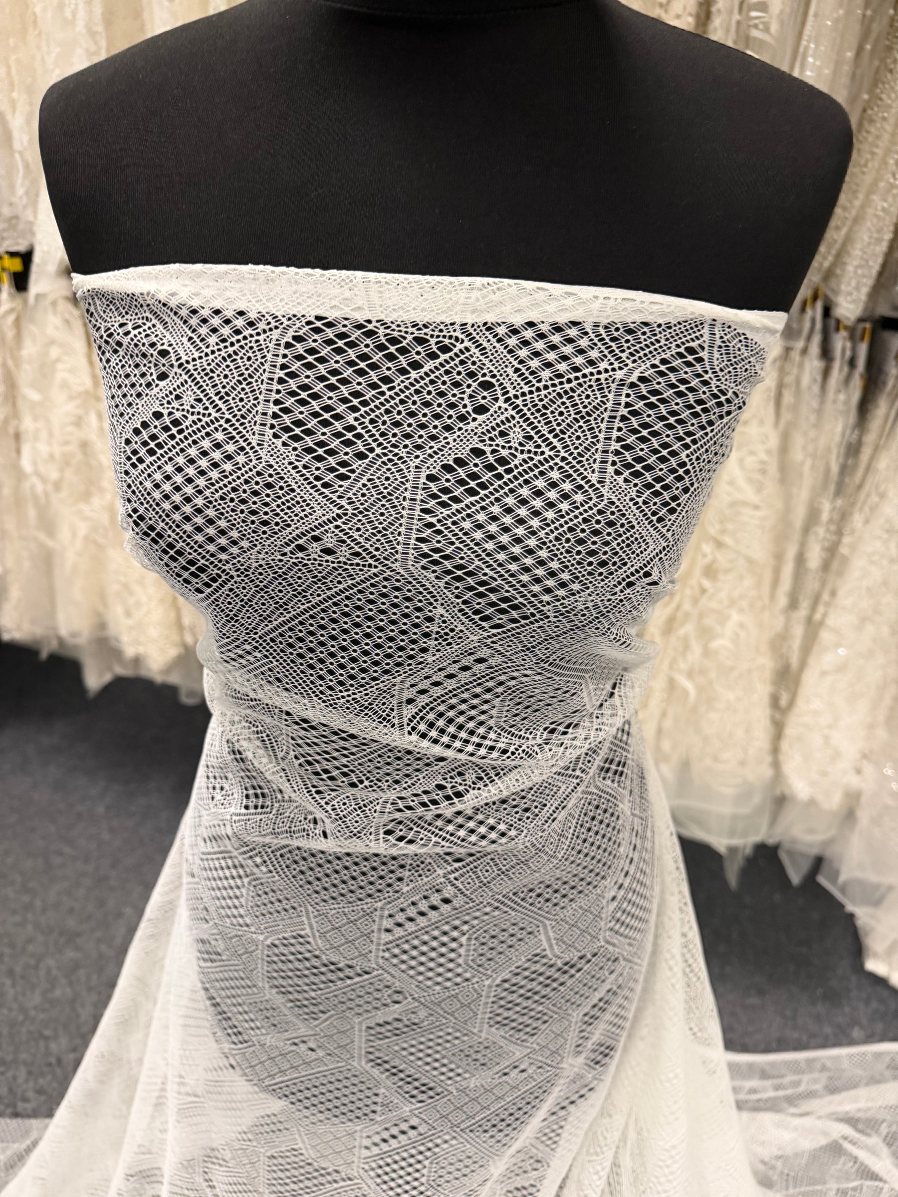 Dentelle ivoire - LA1015