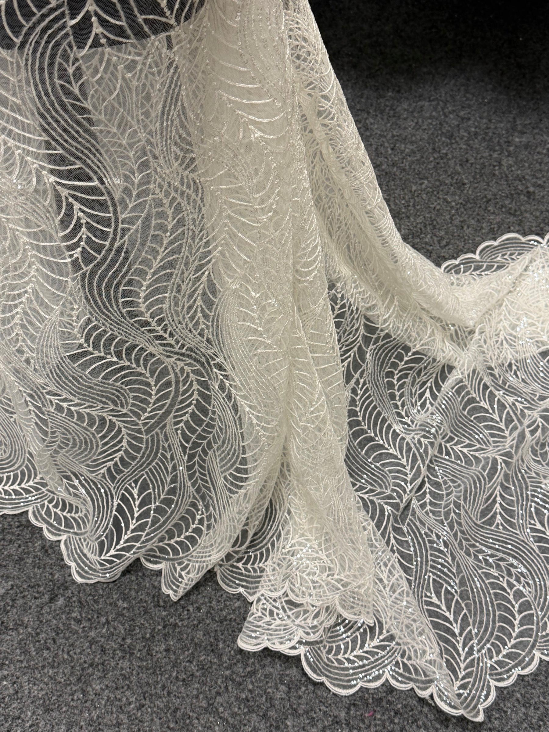 Dentelle de mariée à paillettes ivoire - EB3033