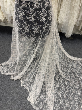Dentelle brodée rose coquille - P615