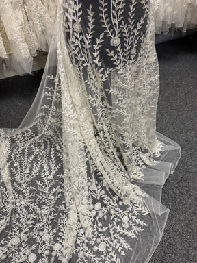 Tulle Brodé de Perles Ivoire - EB1097