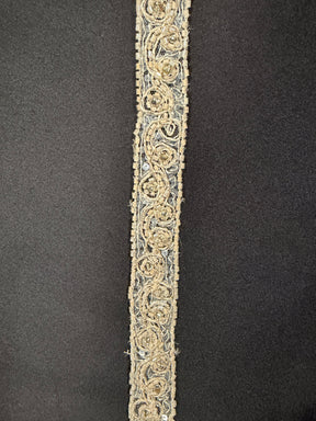 Passementerie en dentelle perlée - T80