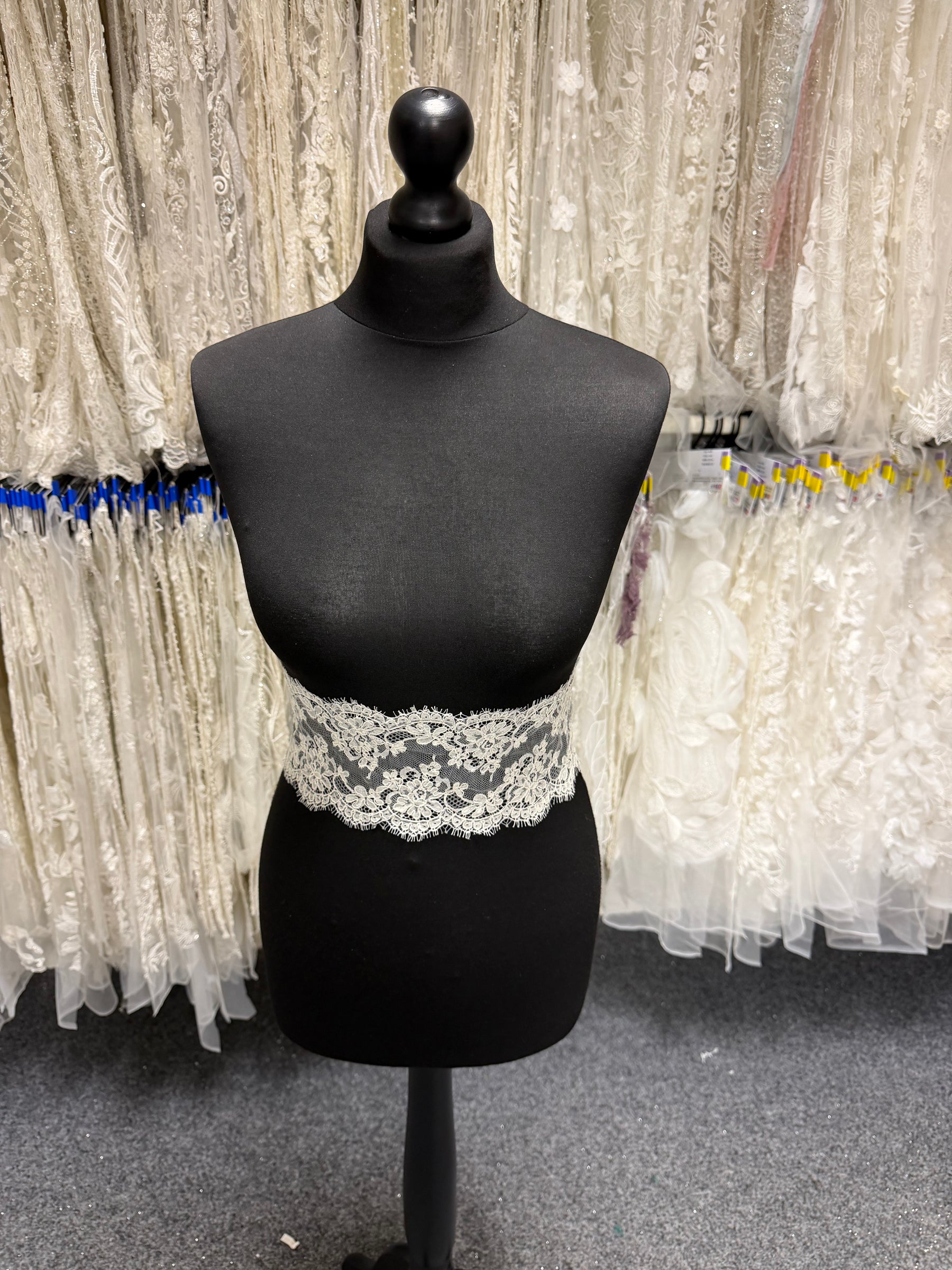 Ivory Corded Chantilly Lace Trim - Adina
