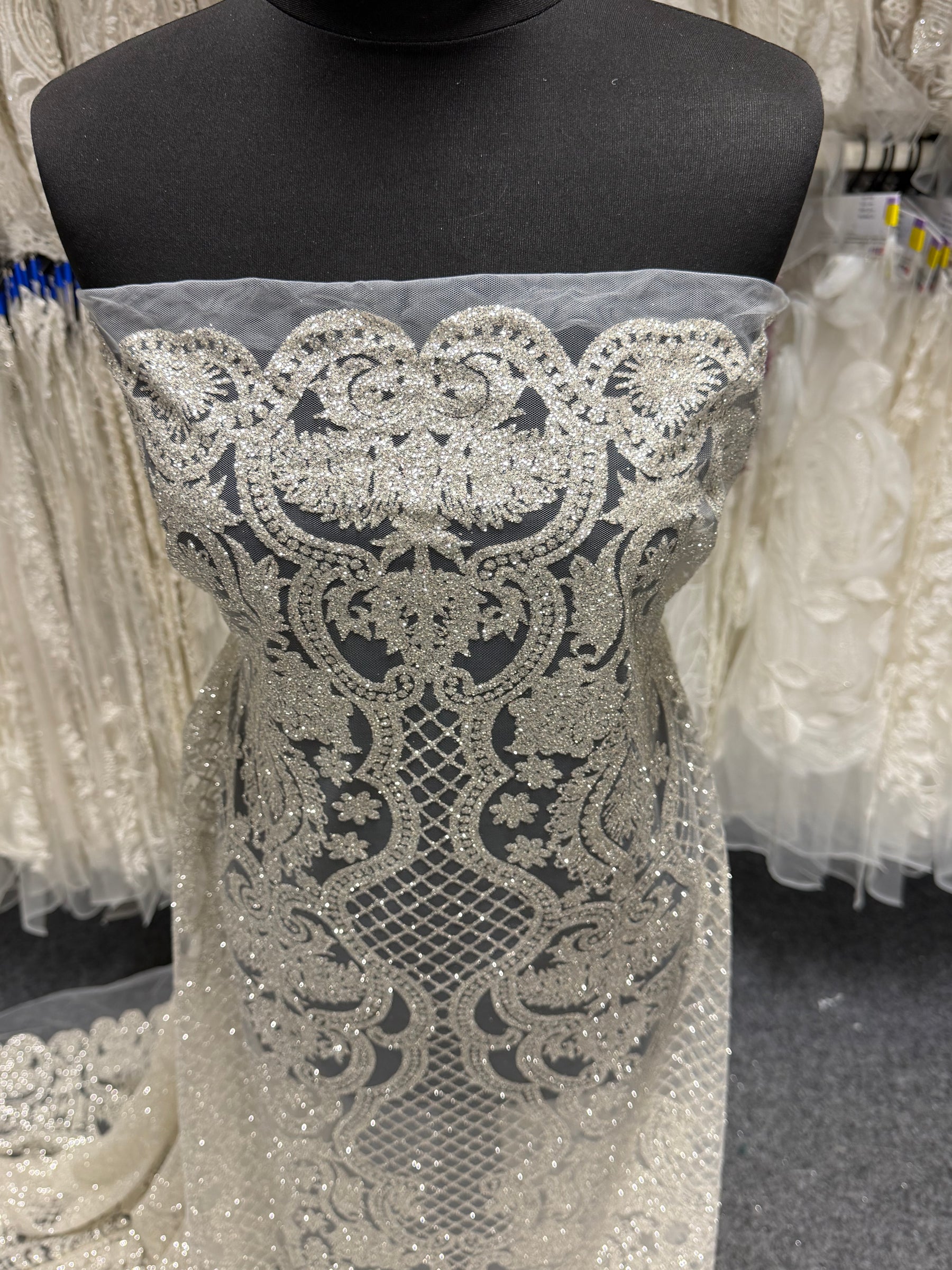 Tulle pailleté ivoire à treillis – Billie (CF)