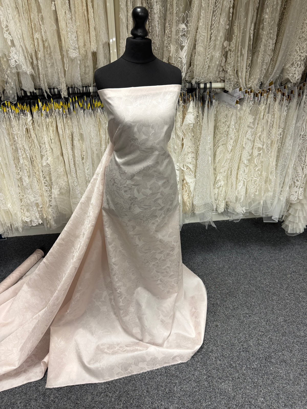 Jacquard mélange de soie rose - P665