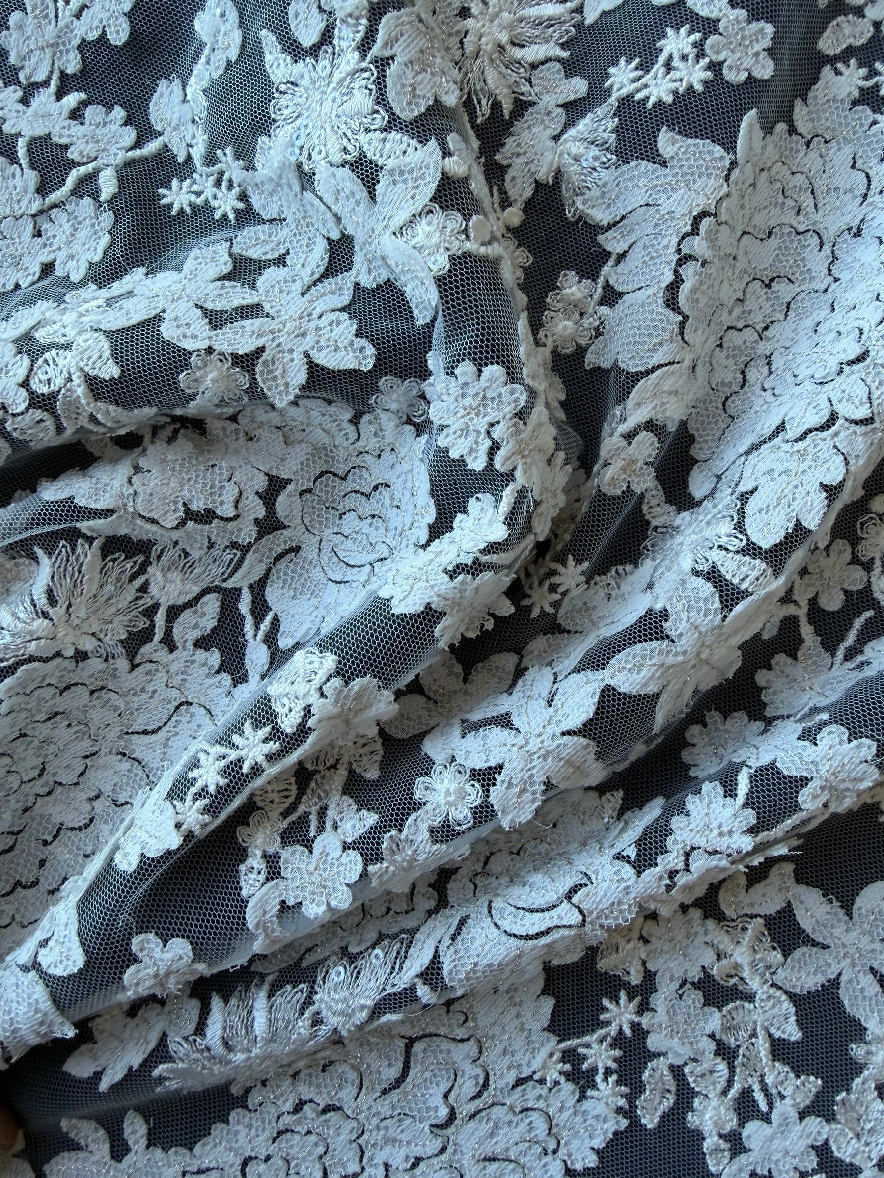 Dentelle à paillettes ivoire - EB3014