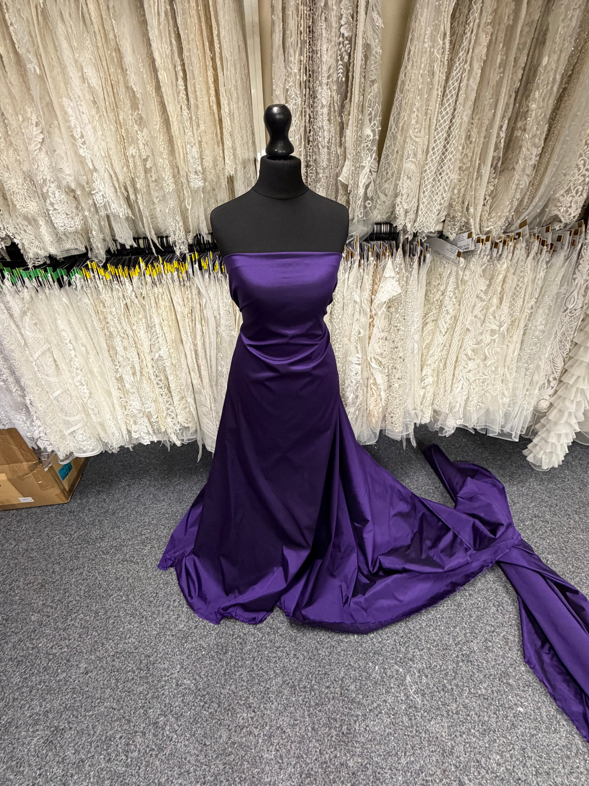 Taffetas de polyester violet foncé - P75