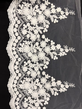 Passementerie en dentelle cordée ivoire clair - T982
