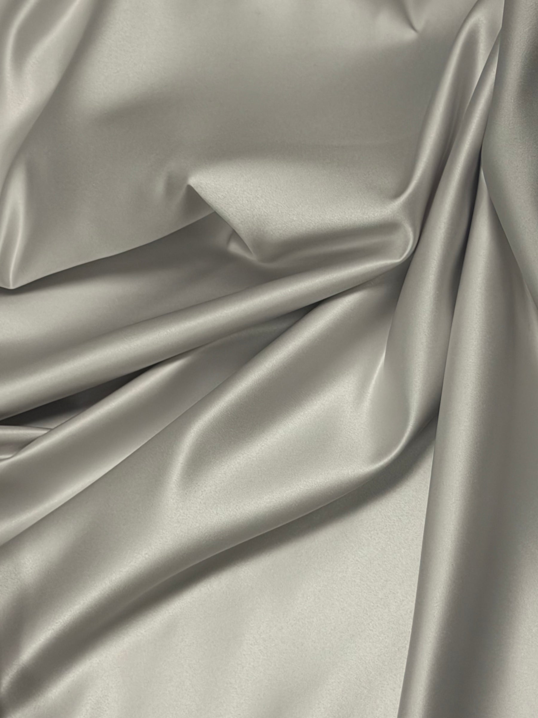 Satin Polyester Argenté - Classique (CF)