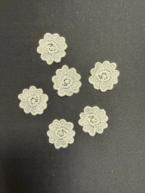 Fleur en guipure ivoire - M24 (sachet de 25)