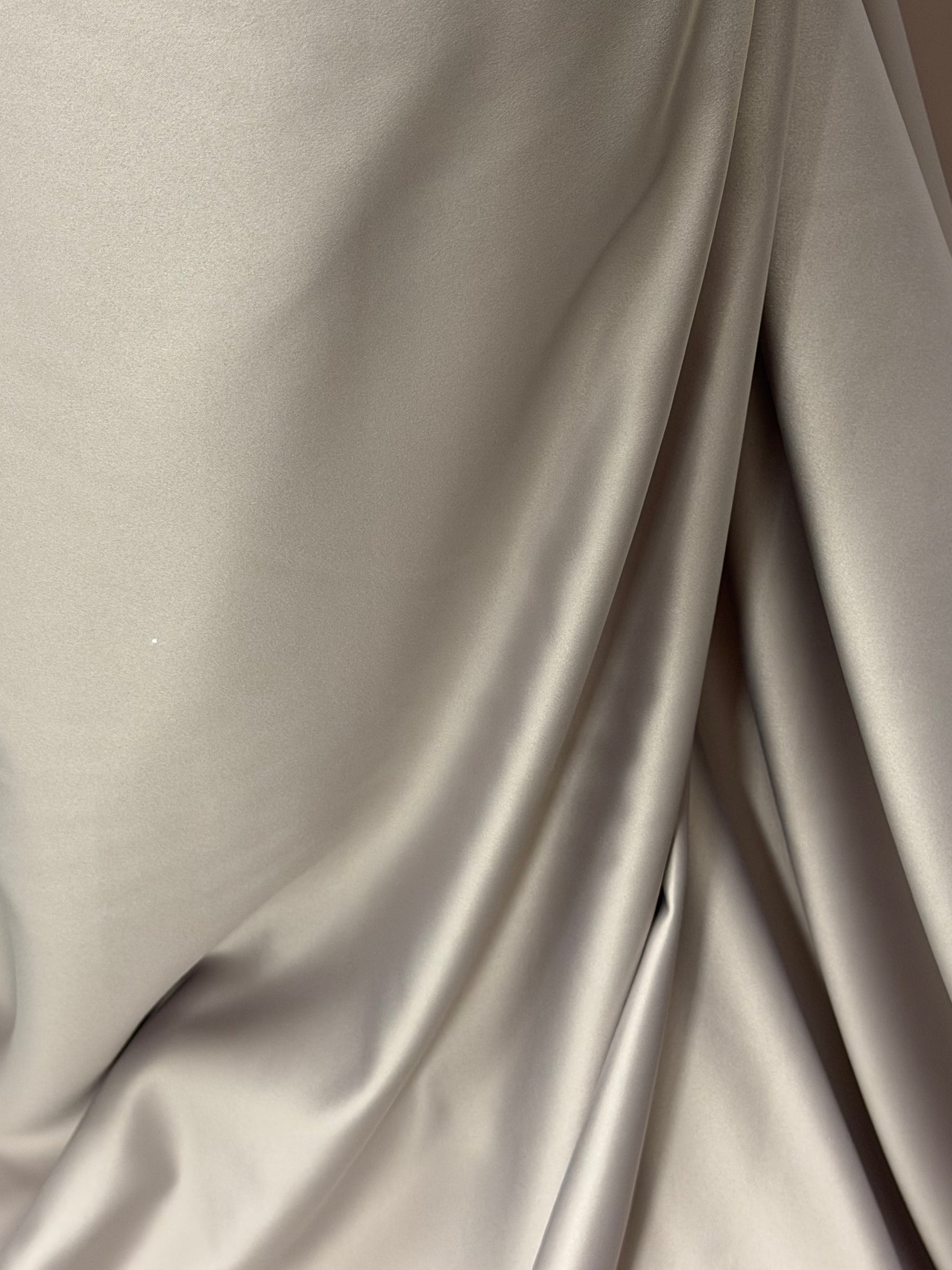 Satin de polyester huître - Majestic