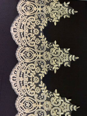 Galon de dentelle cordonnée couleur champagne - T623