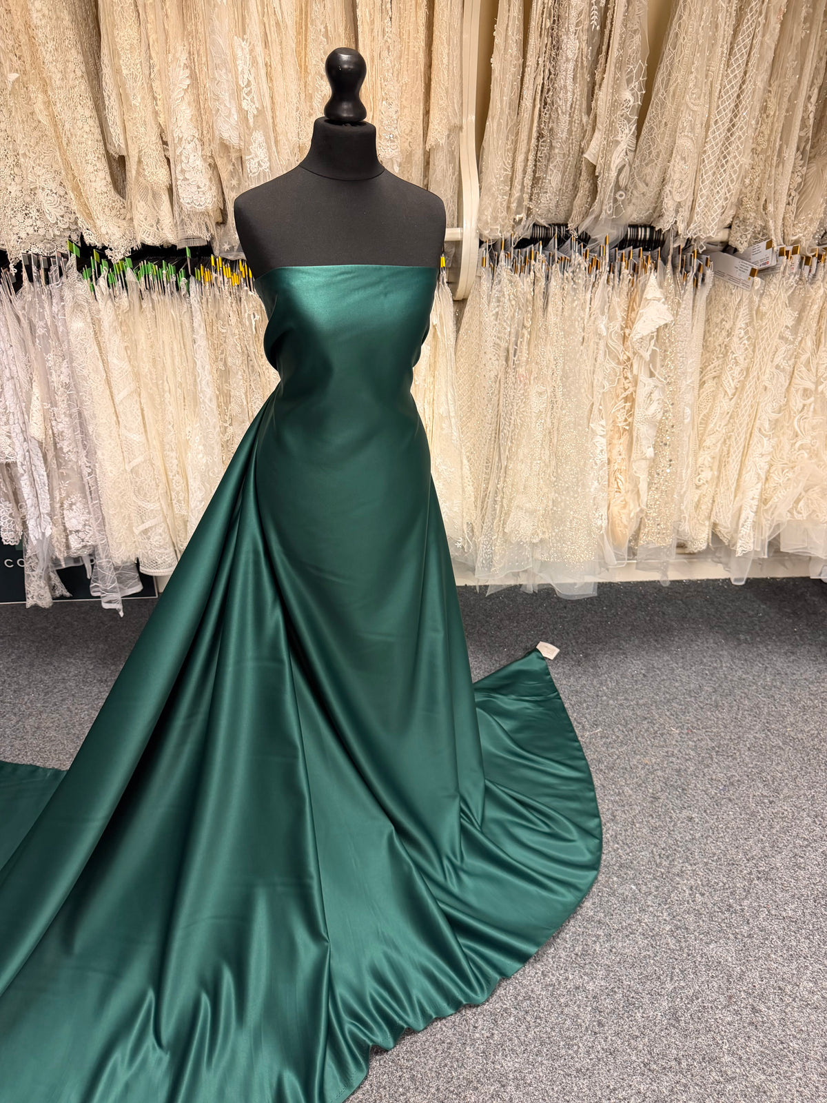 Polyester Satin Vert - Majestic