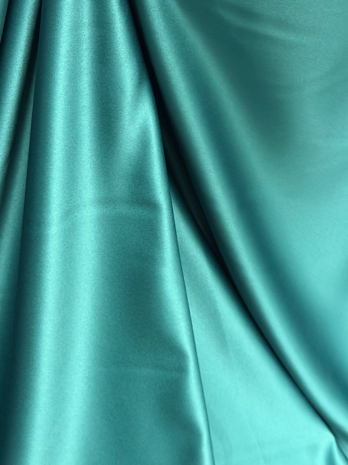 Polyester Satin Vert - Majestic