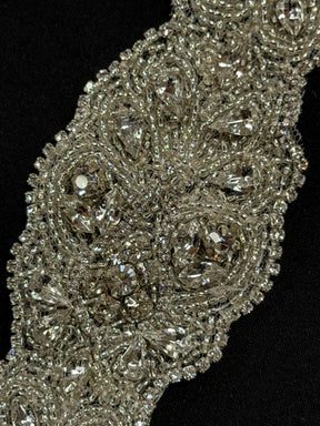Bordure en perles pour robe - T162