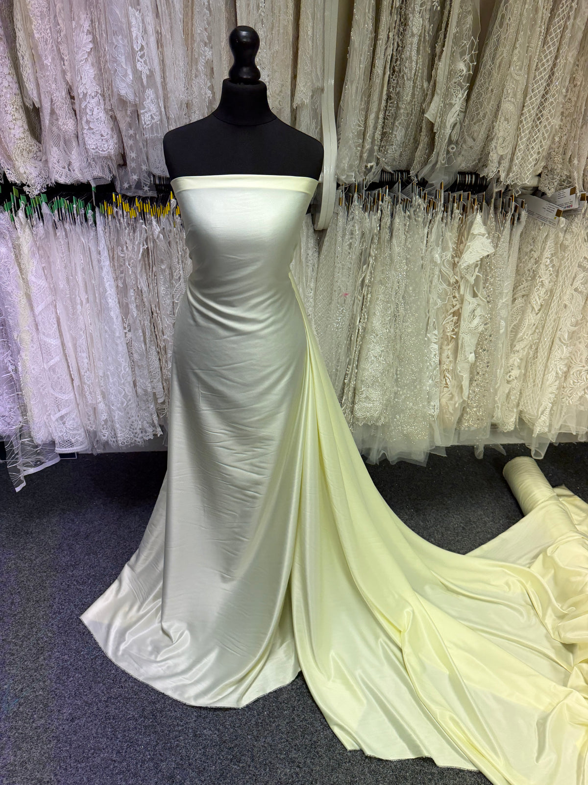 Satin doux en polyester citron - Trust (P77)