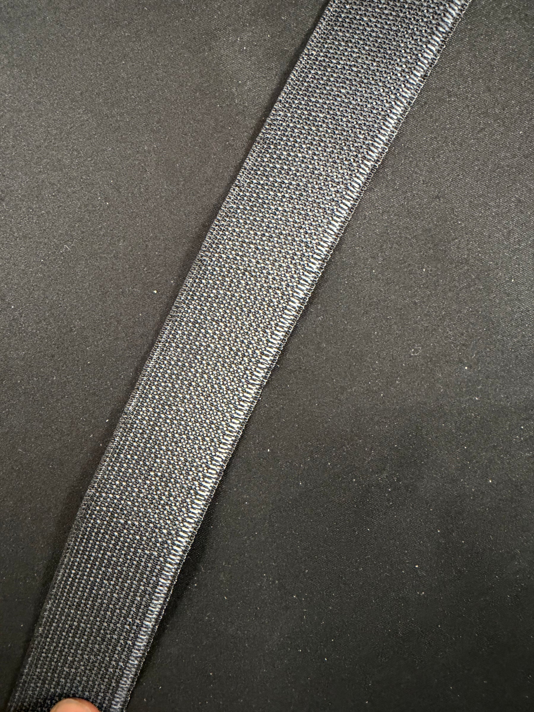 Noir 32 mm extensible Petersham - A18