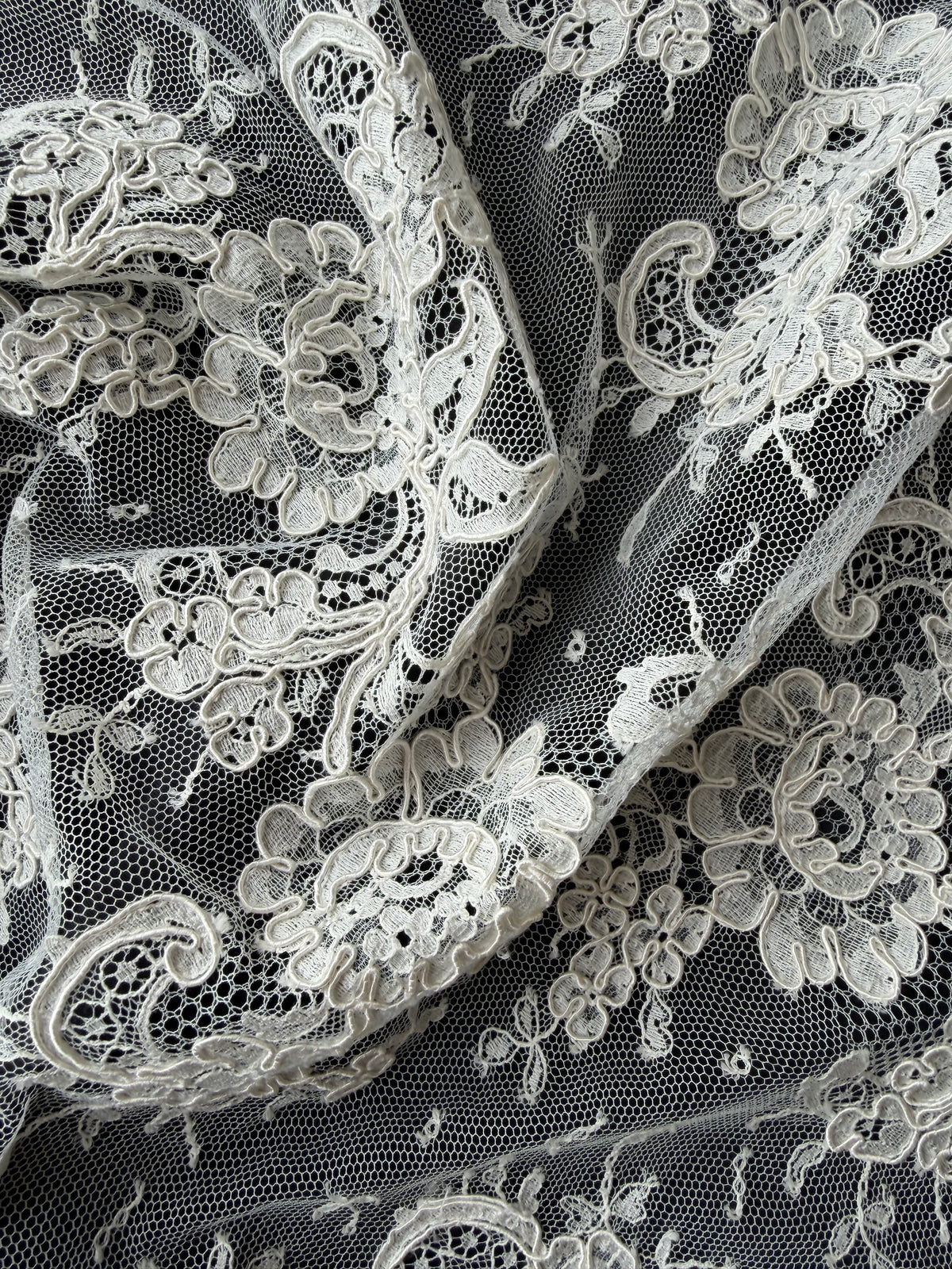 Dentelle Chantilly Cordonnée Ivoire - P206