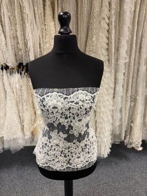 Dentelle française à cordonnet et perles ivoire - P251