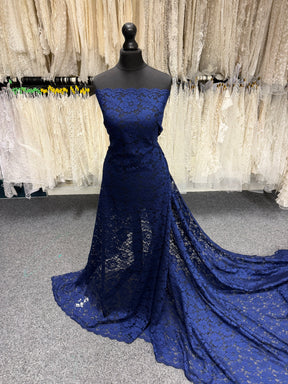 Dentelle fleurie bleu marine - P199