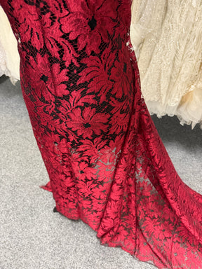 Dentelle Chantilly Rouge - P168