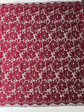 Dentelle Chantilly Rouge - P168
