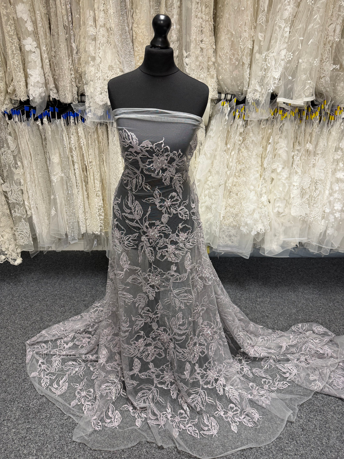 Tulle brodé perlé lavande - EB1100
