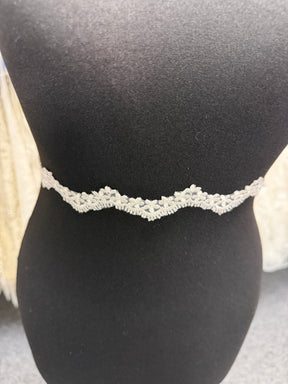 Galon en dentelle brodé ivoire - T828
