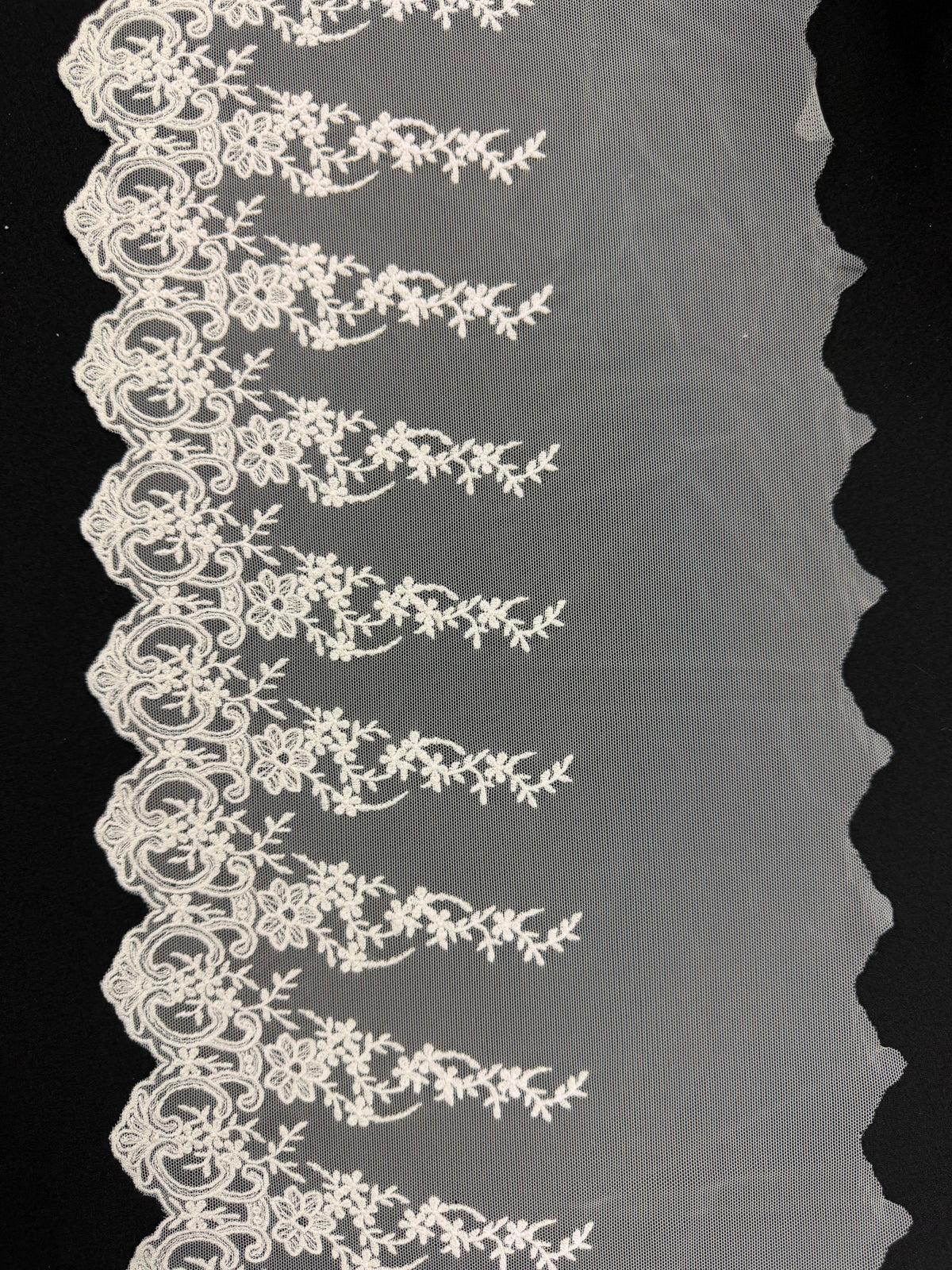 Garniture en coton ivoire - T789