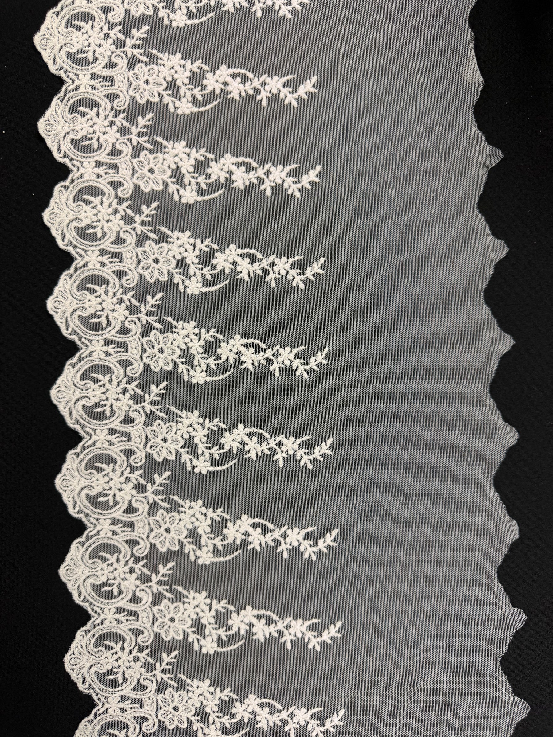 Garniture en coton ivoire - T789