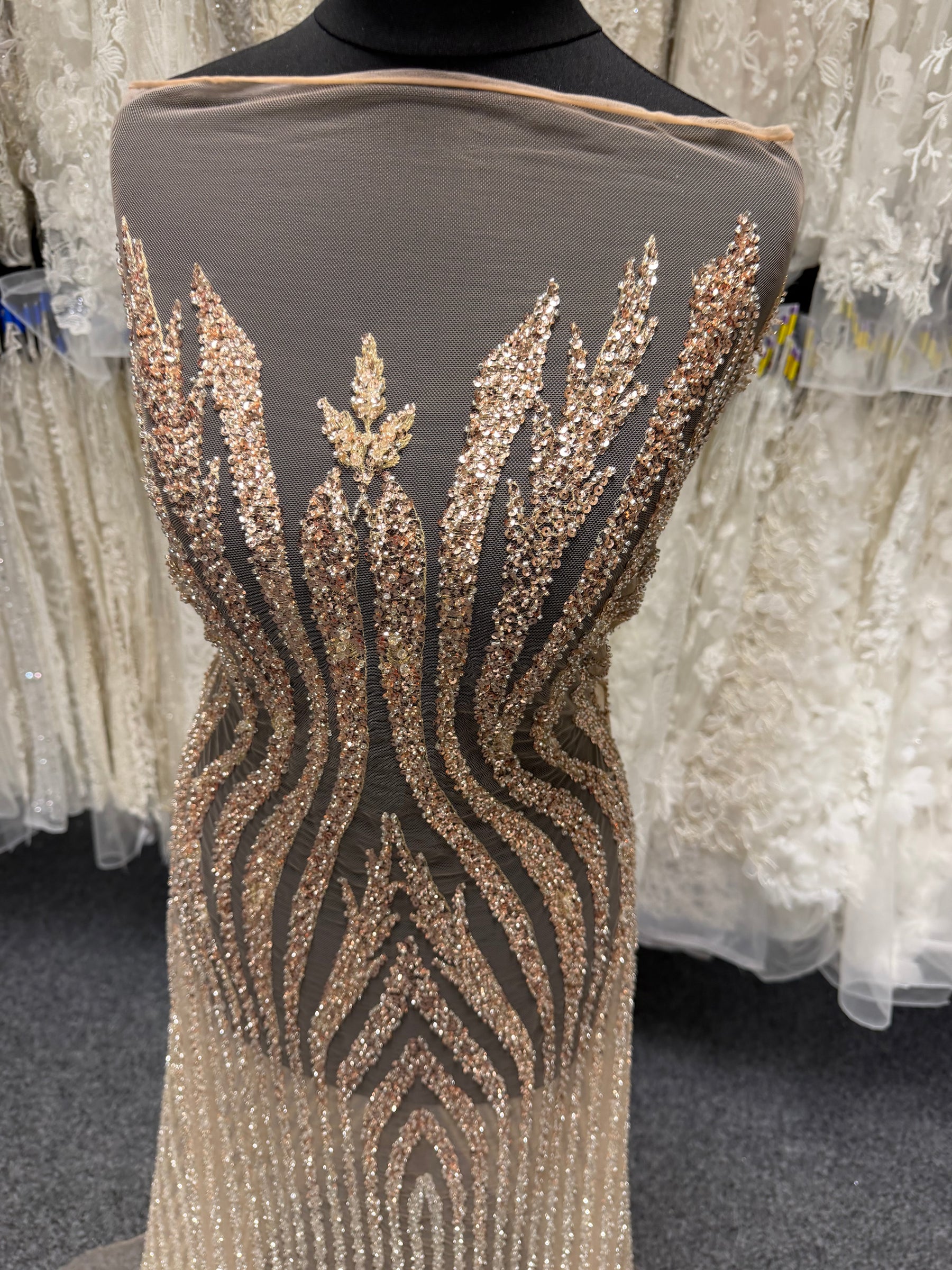 Tulle brodé or et perles - EB1104