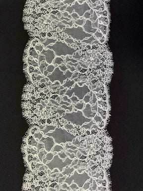 Garniture en dentelle à paillettes blanche - T786