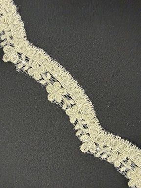 Ganse perlée et à paillettes ivoire - T664