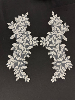 Appliques en dentelle brodée de sequins ivoire - MT6005