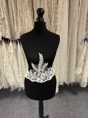 Bordure en dentelle laser ivoire - T 1011 (CF)