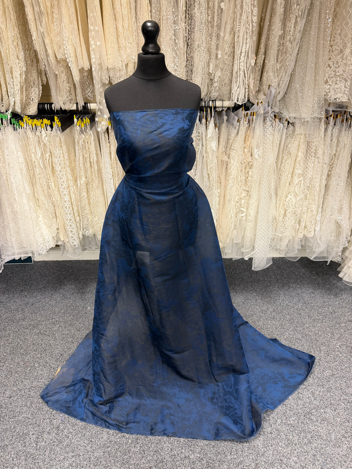 Voile Jacquard en Soie de Polyester Marine - P668