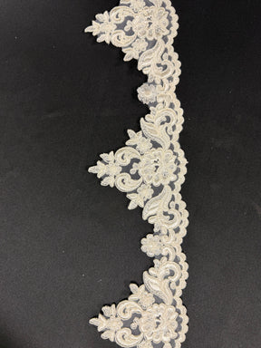 Garniture en dentelle festonnée ivoire - T803