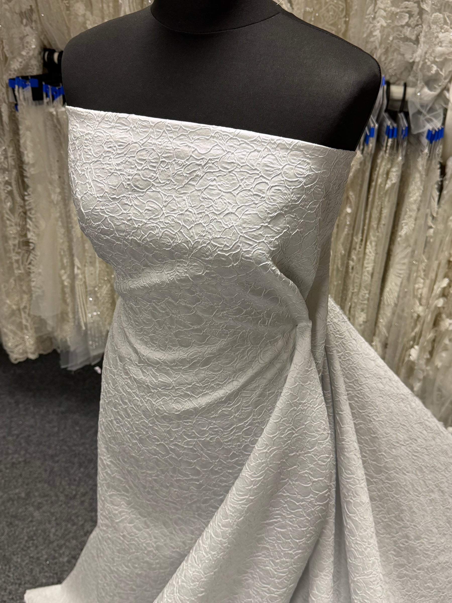 Jacquard argenté - P659