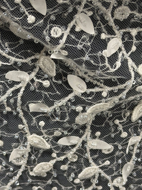 Tulle brodé de perles ivoire - EB1081