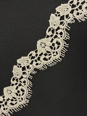 Bordure en guipure à paillettes ivoire - T578