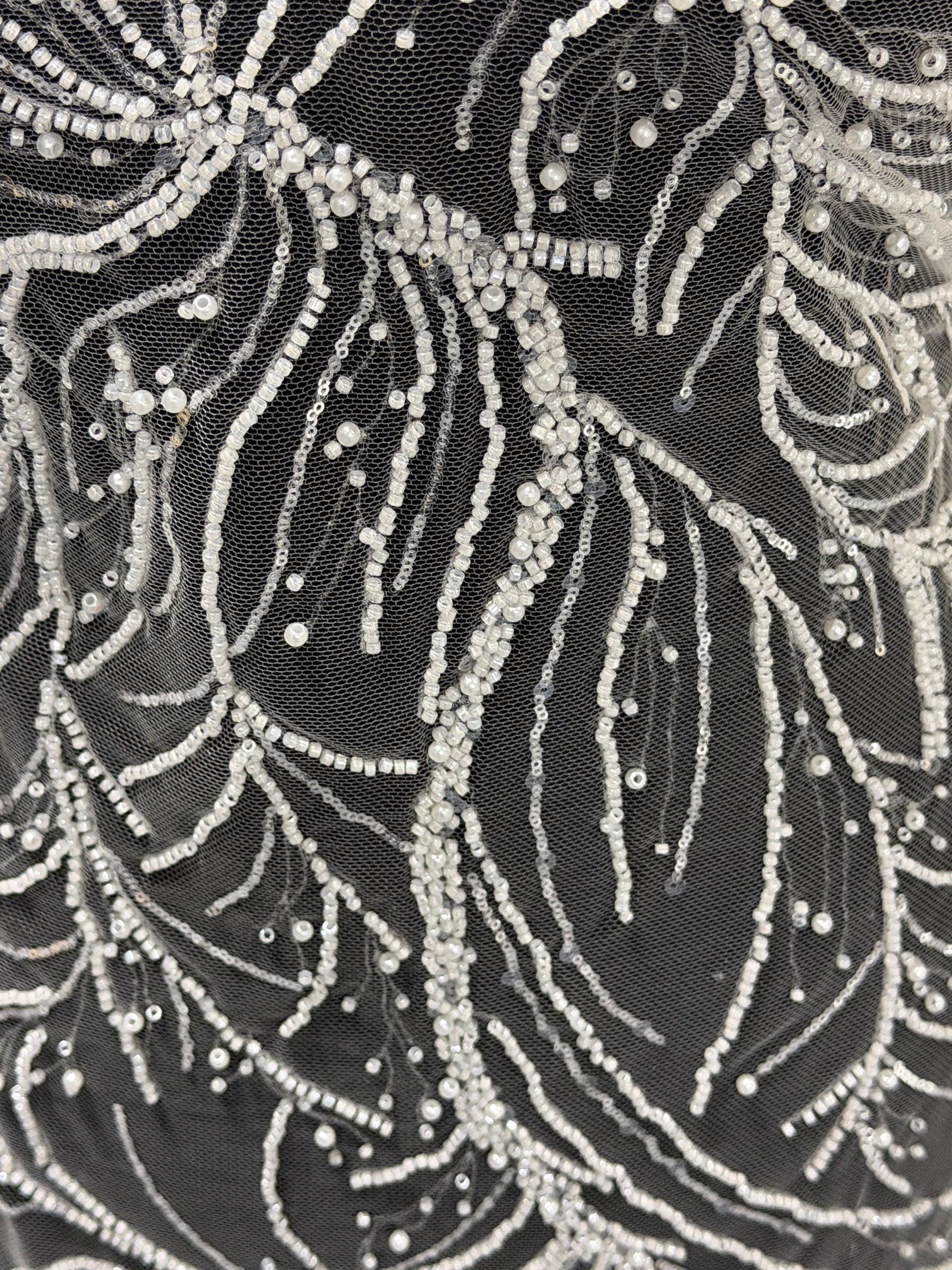 Tulle brodé de perles ivoire - EB1087