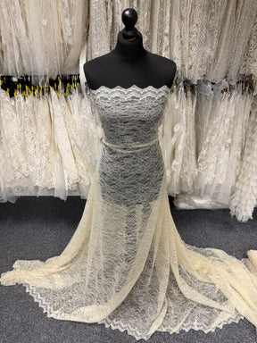 Dentelle Raschel coloris Champagne - P412
