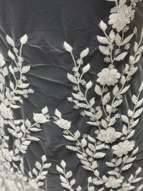 Dentelle perlée ivoire – Grove