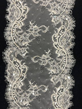 Bordure à sequins ivoire - T374