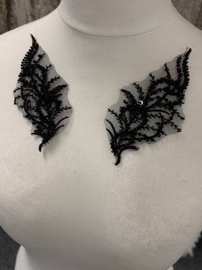 Applications en dentelle perlée noire - MT4012